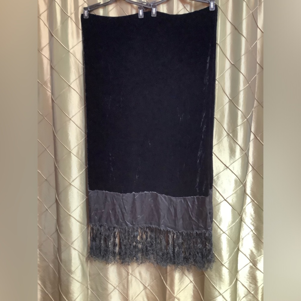EUC- Charter Club Rayon & Silk Velvet Wrap/Pashmina/Shawl